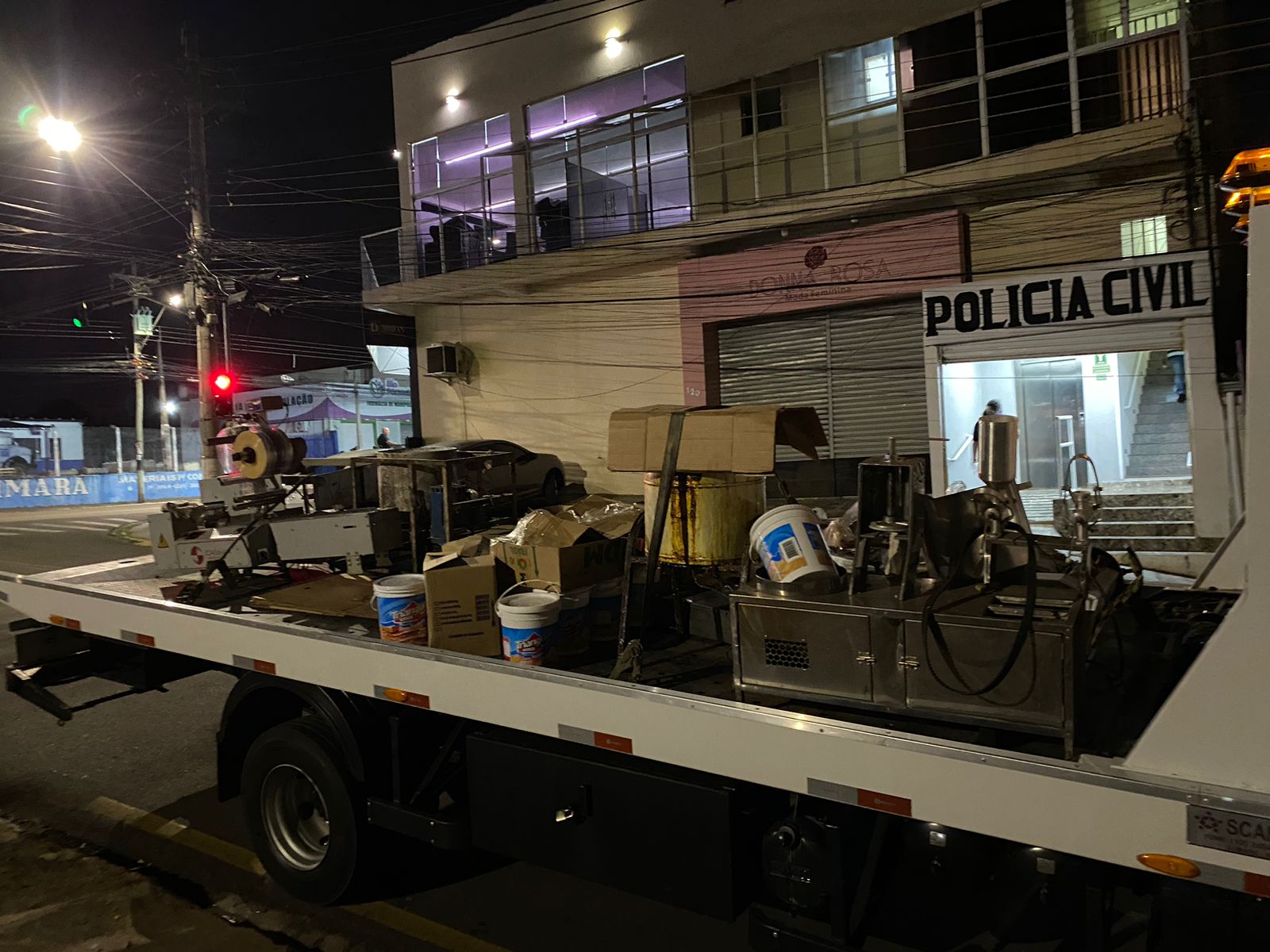 Fábrica de doces que tinha peças de automóveis é fechada em Sumaré