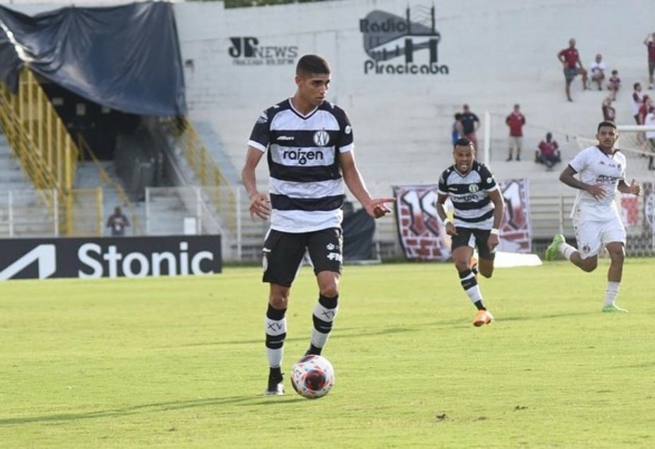 Hélio dos Anjos confirma chegada do volante Samuel Andrade