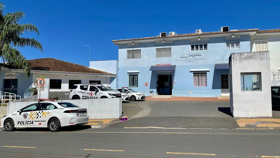 É grave o estado de saúde de policial baleado por traficante em Mogi Mirim 