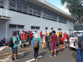 Manifestantes impedem realização de feira israelense na Unicamp