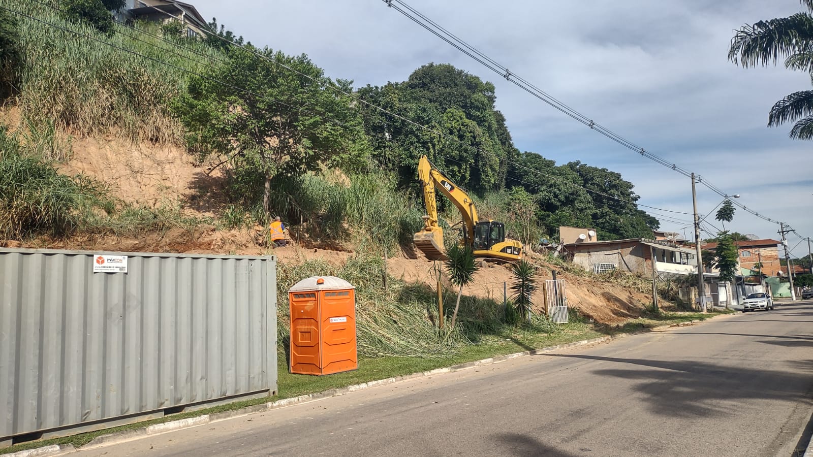 Vinhedo começa obras de morro que deslizou na Vila Junqueira