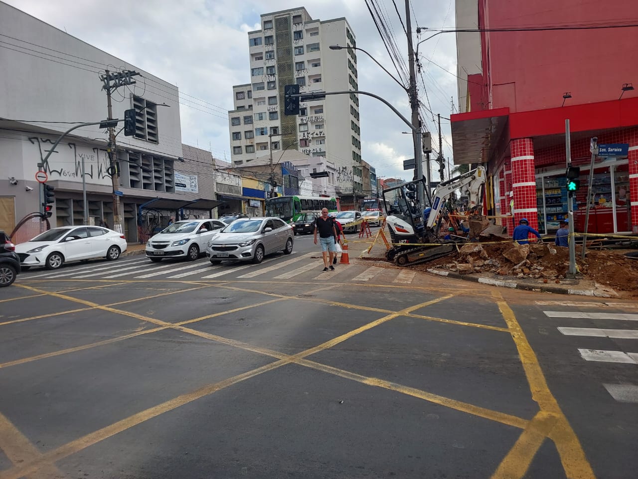 Trecho da Campos Salles tem bloqueio parcial neste sábado