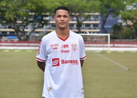 Tales é regularizado como atleta da Ponte e fica à disposição para duelo contra a Chape