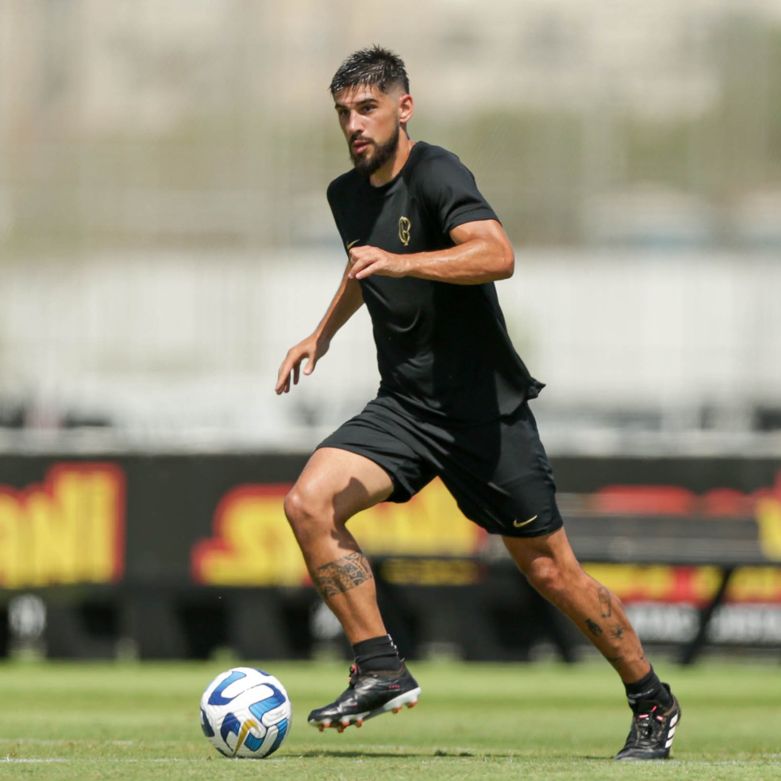 Zagueiro Bruno Mendez pode ser a novidade do Corinthians no Pará