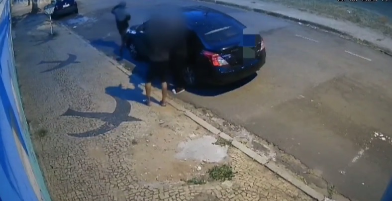 Especialista em segurança orienta sobre perigo de se reagir a assaltos