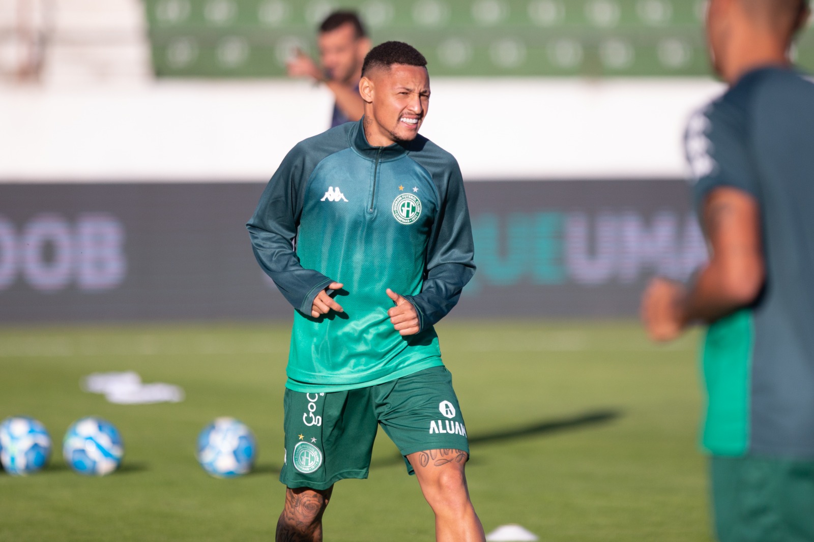 Com diversos clássicos no currículo, Neílton vive expectativa para o primeiro dérbi contra a Ponte Preta