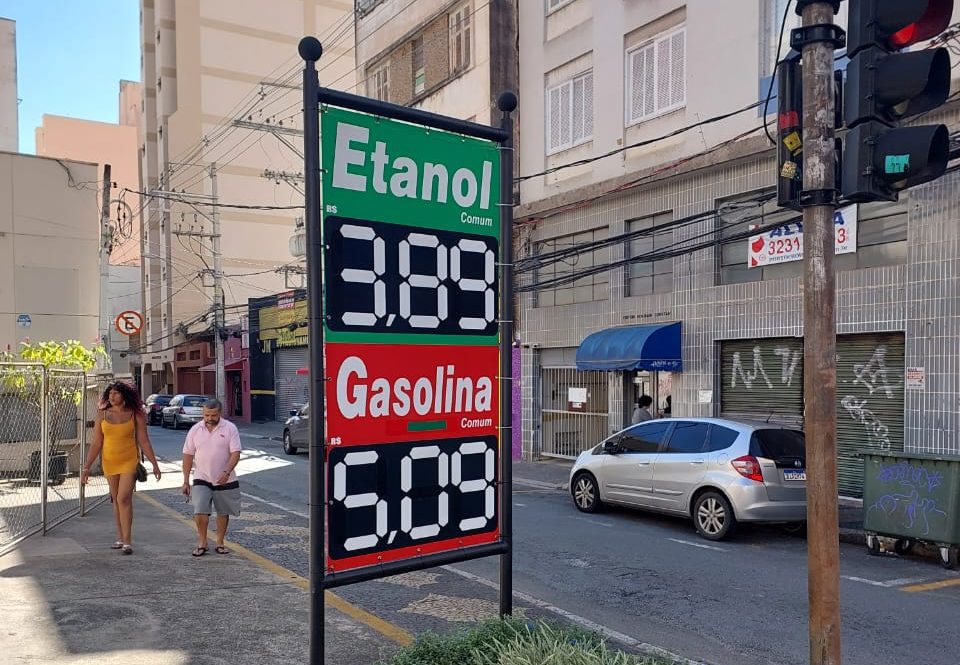 Etanol sobe pela 3ª semana consecutiva e aumento chega às bombas de Campinas