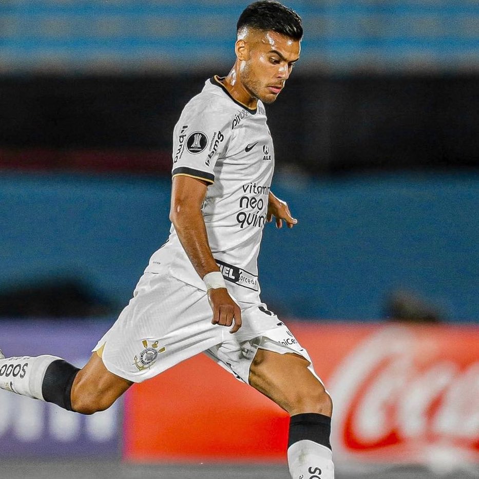 Fausto Vera não treina e pode desfalcar o Corinthians diante do Atlético-MG