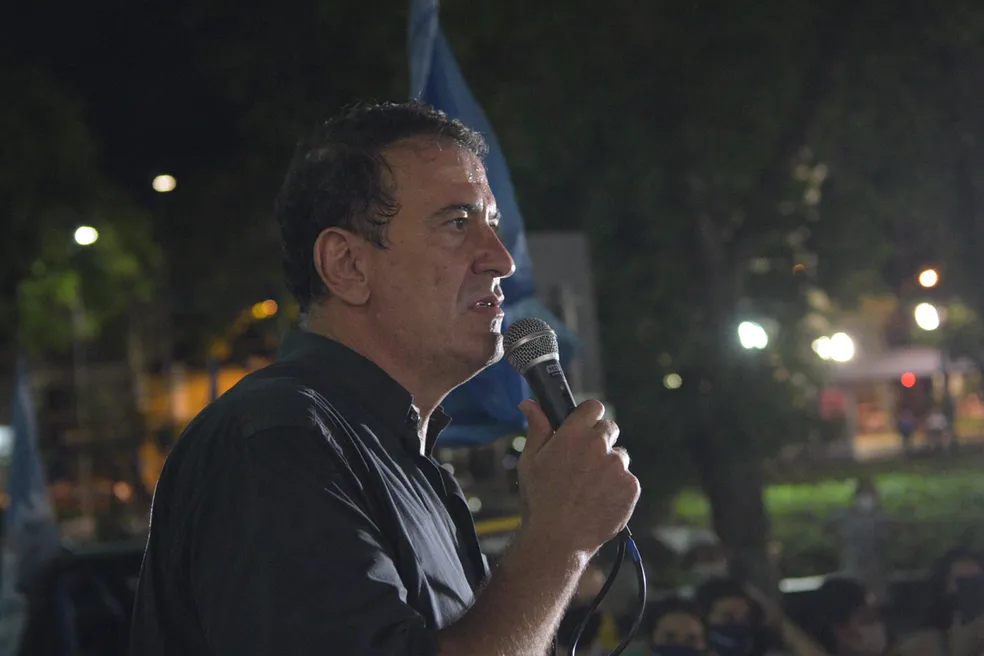 Em sessão com bate boca e confusão, Câmara de Piracicaba rejeita CP contra prefeito