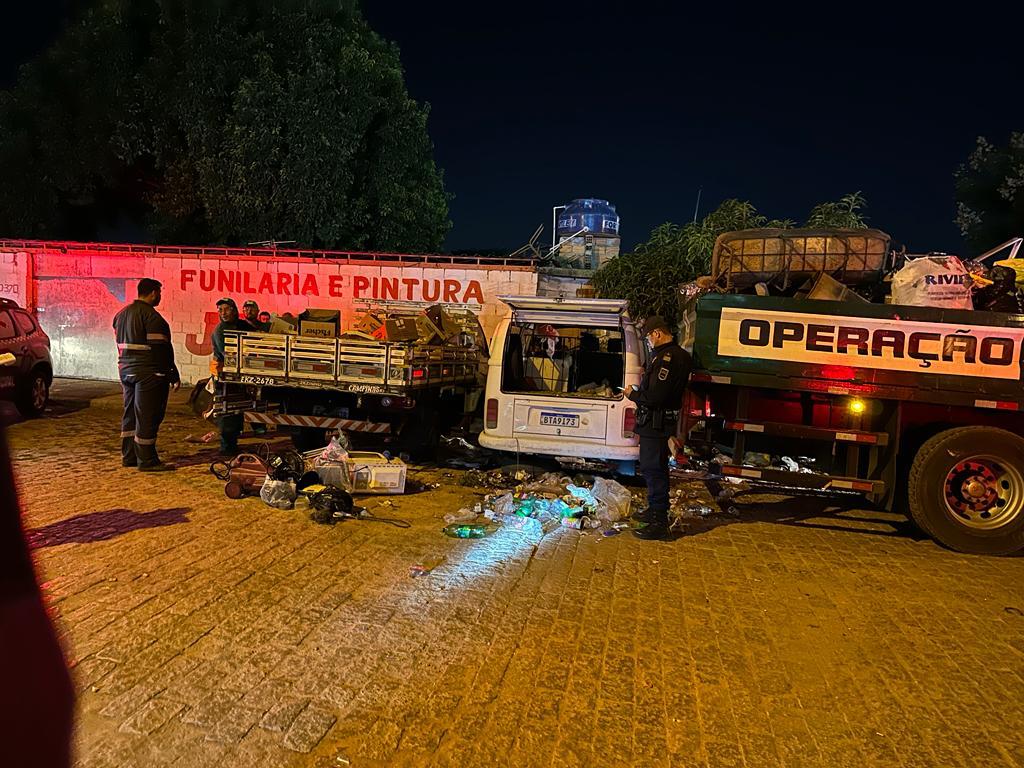 Operação contra comércio irregular de recicláveis fecha estabelecimento