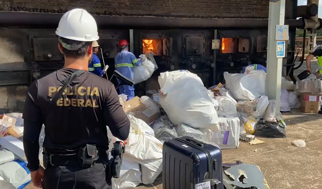 PF de Campinas incinera mais de meia tonelada de drogas apreendidas 