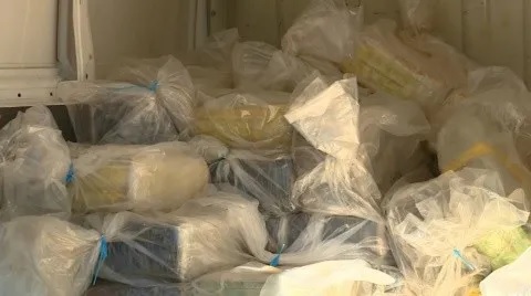 Polícia Civil de Campinas apreende 1 tonelada de maconha em caminhão com fundo falso