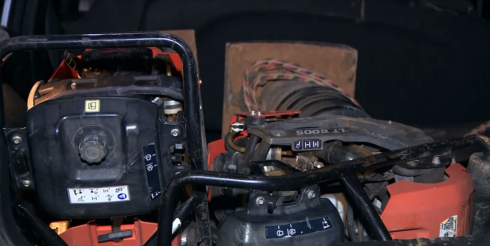 Homem é preso e adolescente é apreendido após furtar máquinas da Sabesp