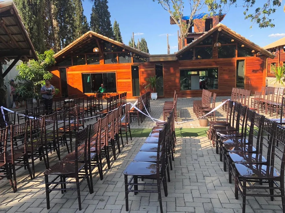 Perícia deve apontar causas de incêndio em salão; local teria Jantar dos Namorados 