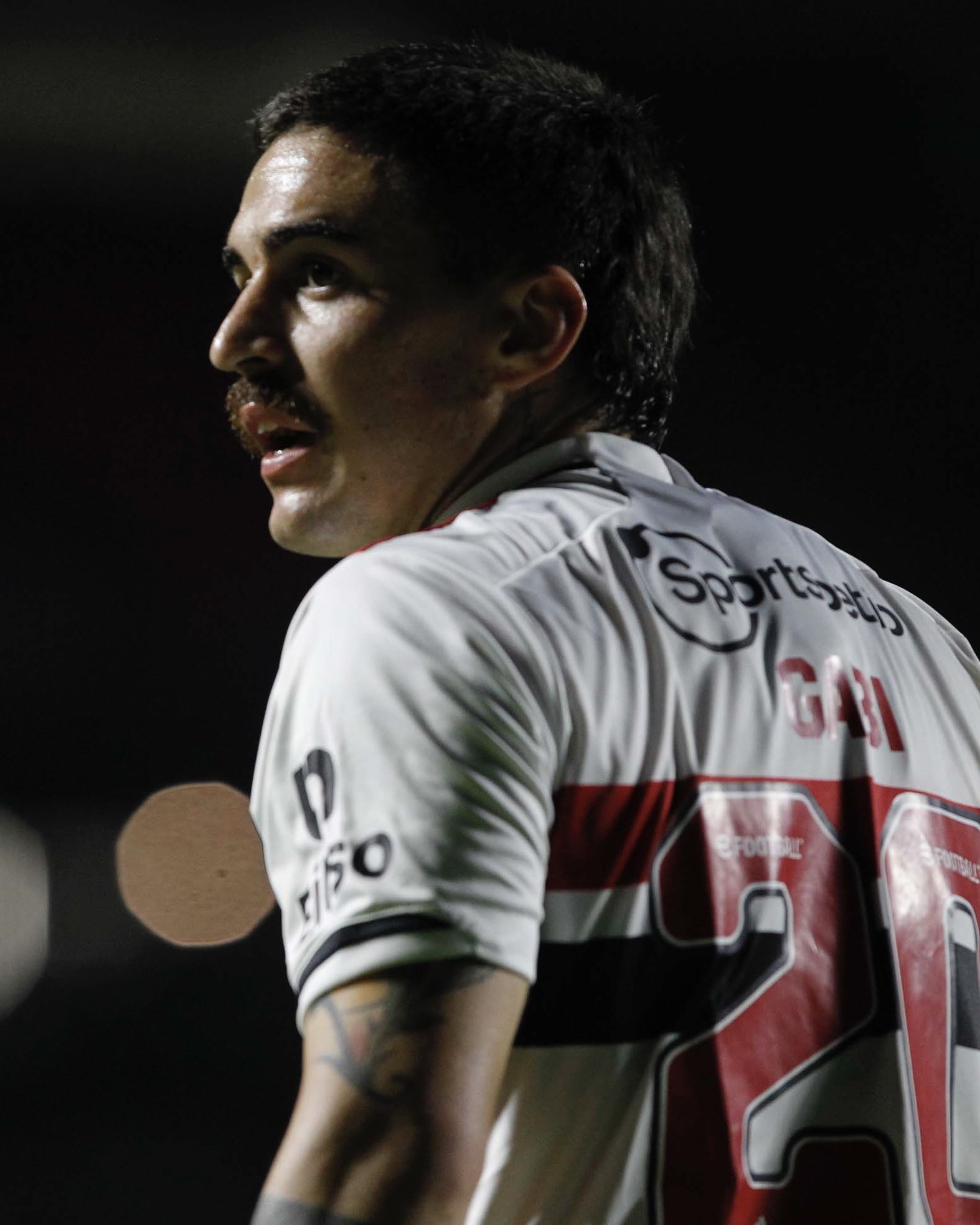 Técnico Dorival Júnior não economiza nos elogios a volante uruguaio São Paulo