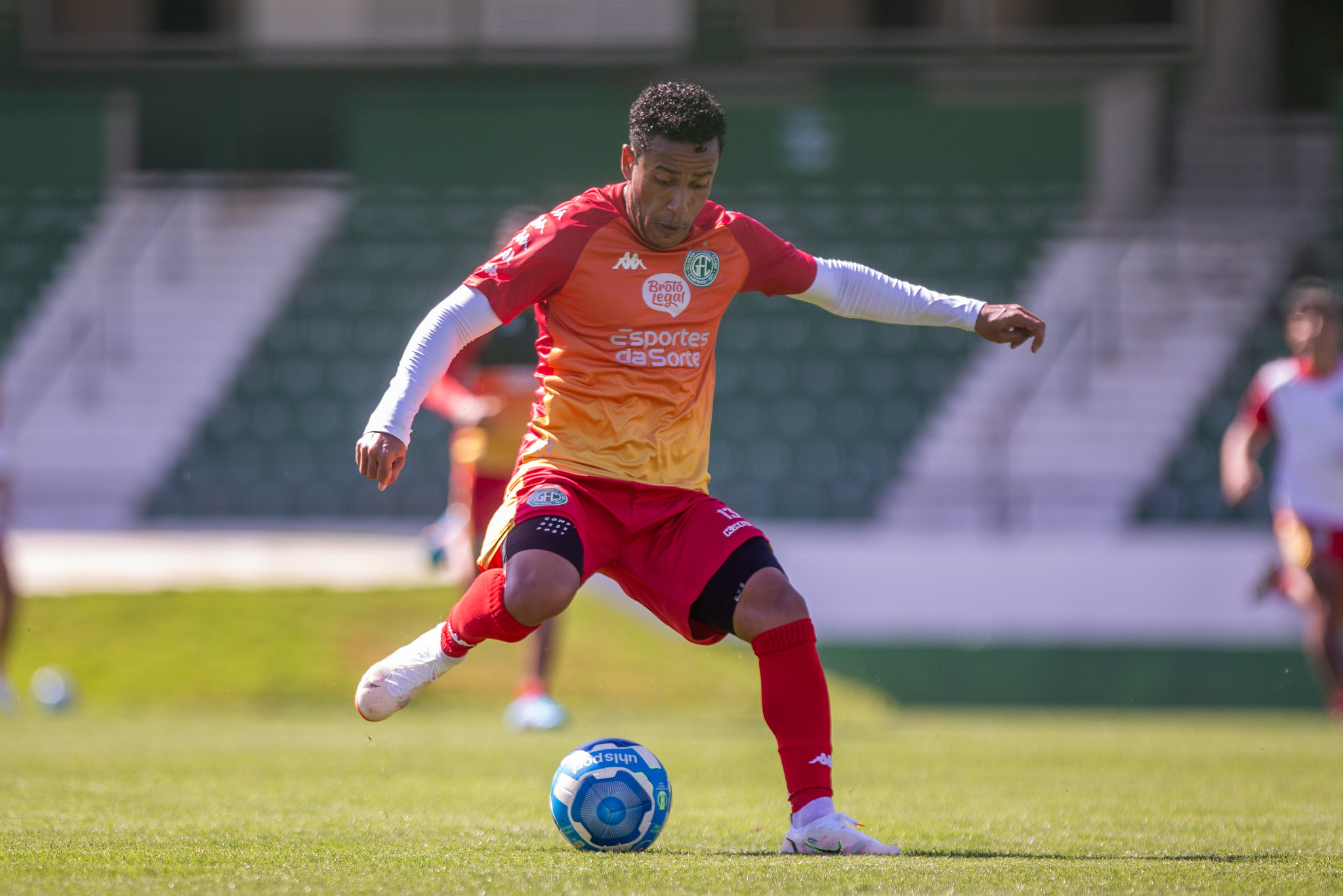 Diogo Mateus fala em regularidade fora de casa para colocar Guarani no G4 da Série B