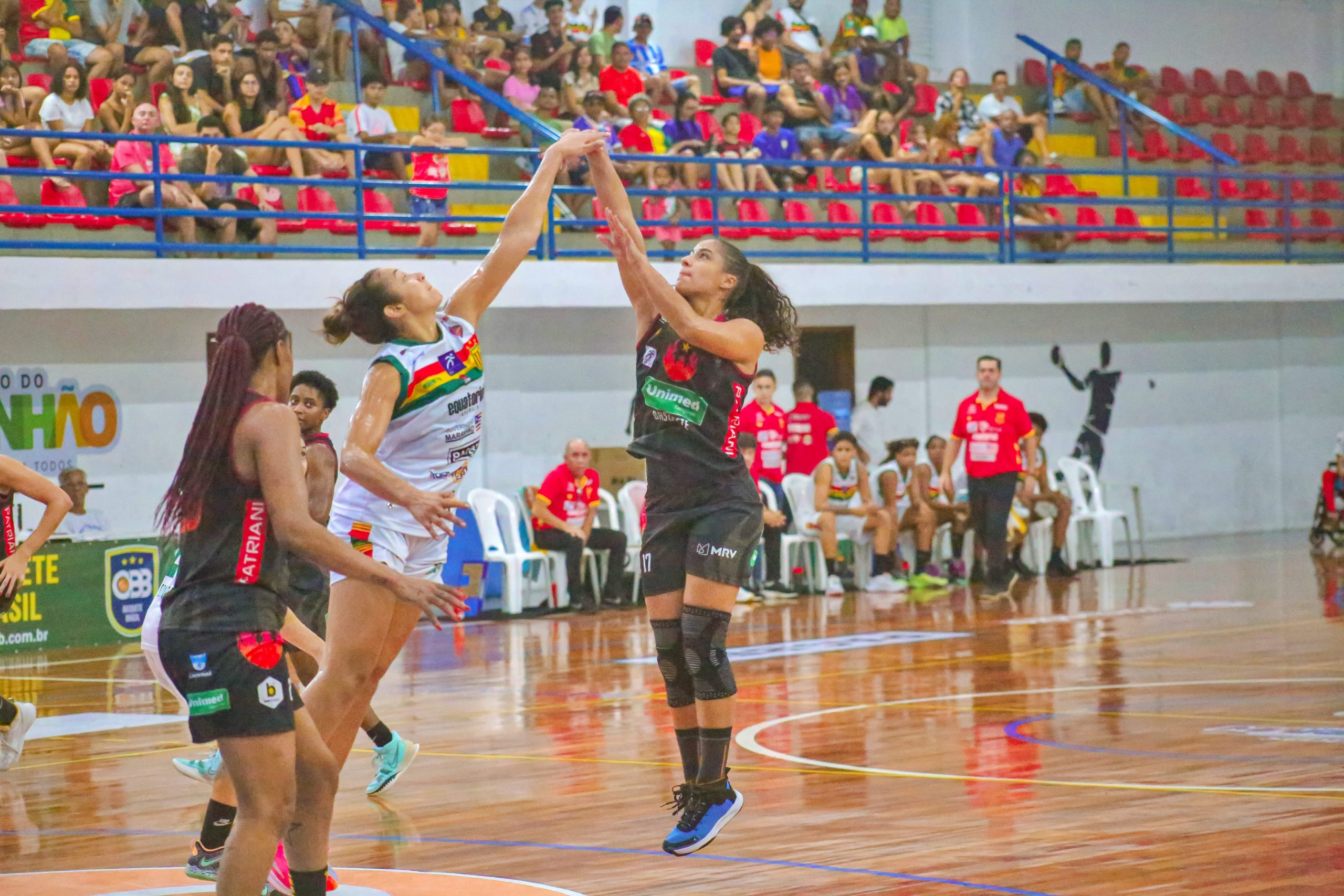 Finalistas da edição 2022, Campinas e Sampaio se enfrentam na semifinal da LBF