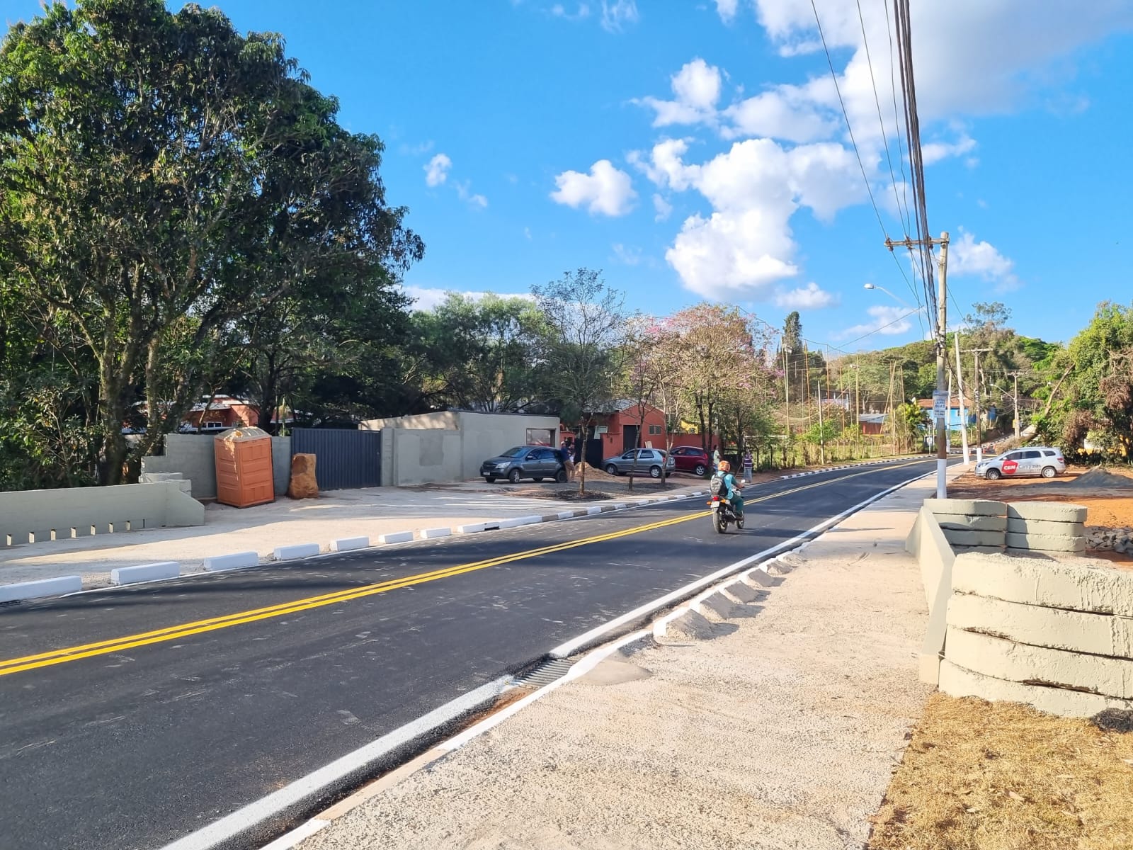 Ponte é liberada, mas obras em ligação com a Estrada da Rhodia continuam