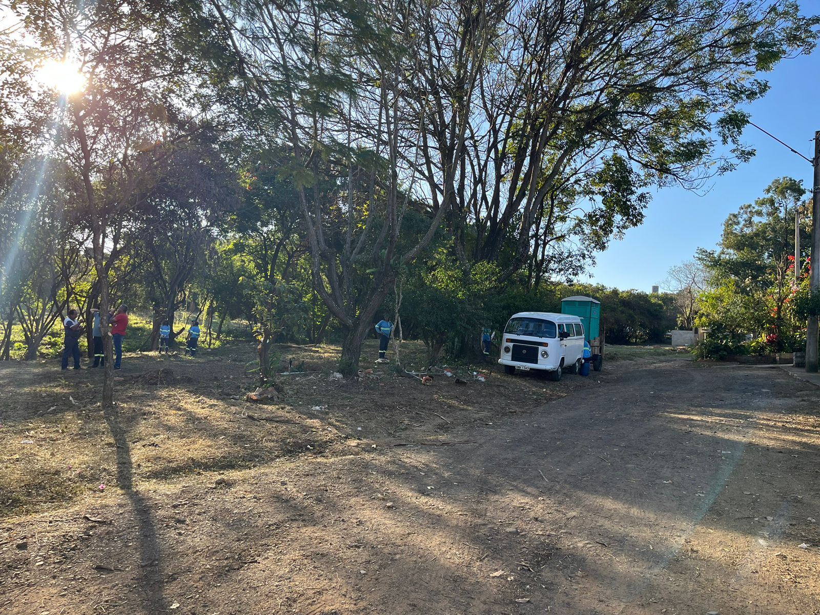 Trabalhos de zeladoria e limpeza são realizados na “rua fantasma” de Hortolândia
