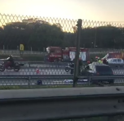 Acidentes travam Anhanguera nesta sexta-feira sentido interior; motorista morreu 