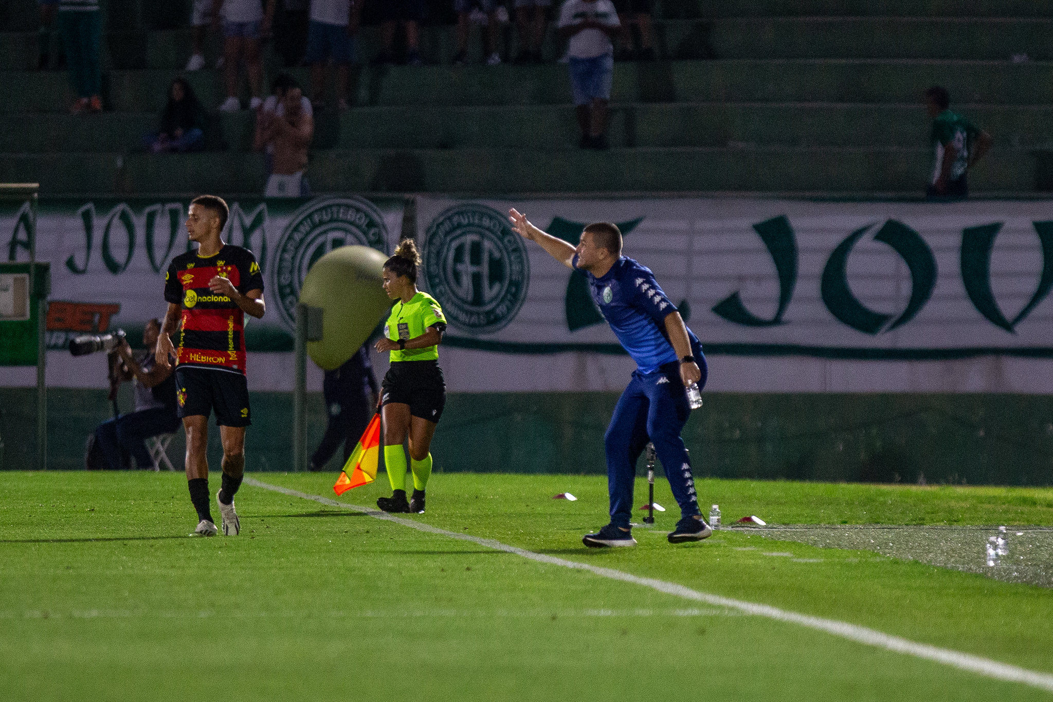 Após vitória contra o Sport, elenco do Guarani se reapresenta para jogo contra o Sampaio Corrêa