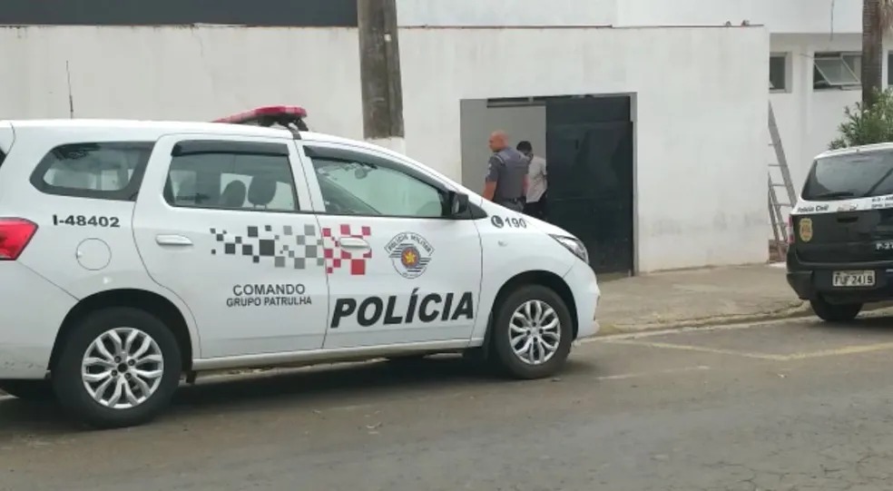 Defesa apresenta laudo e juiz suspende processo contra pediatra suspeito de abuso sexual 