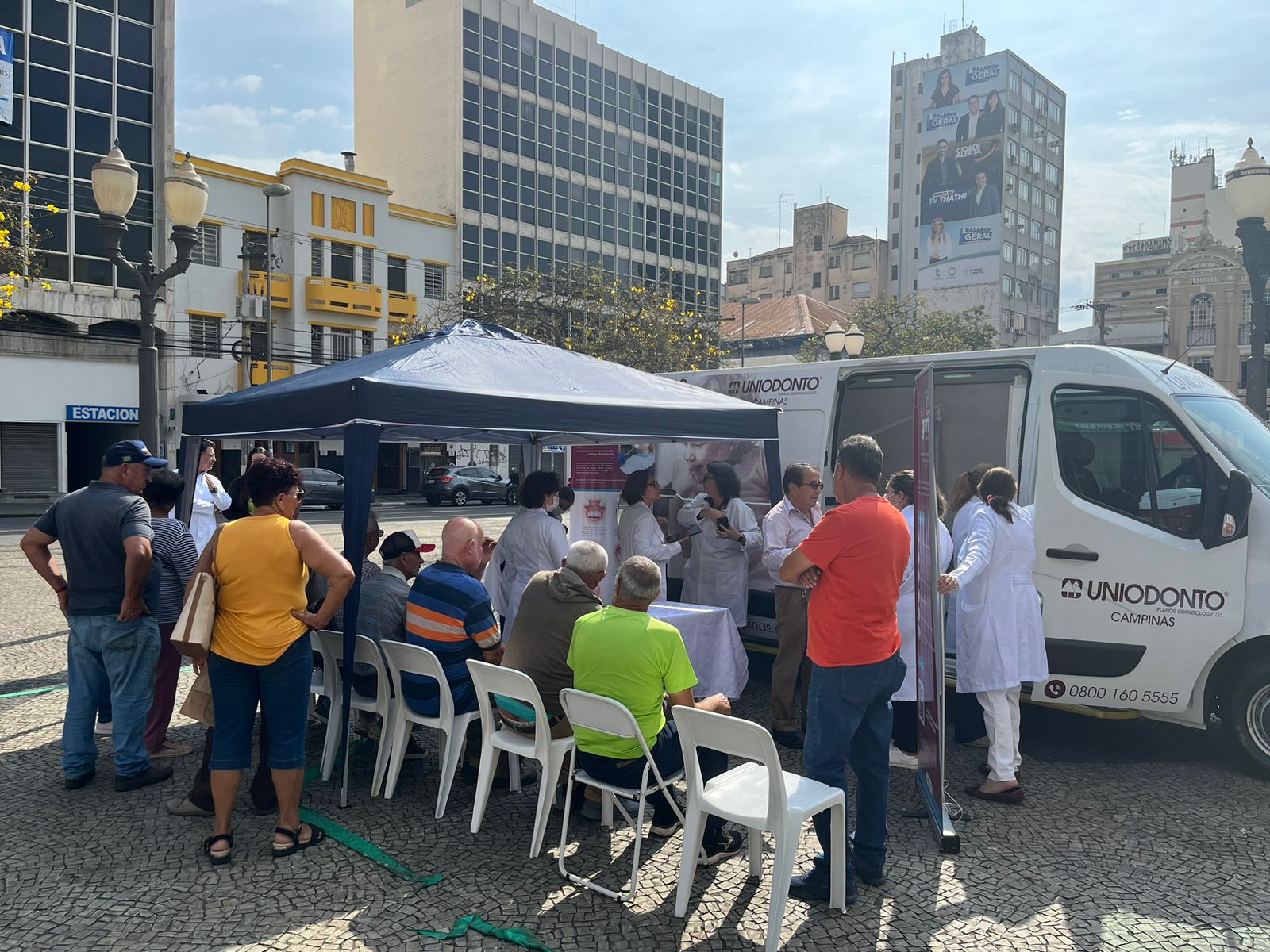 Largo do Rosário recebe ação de conscientização sobre câncer bucal