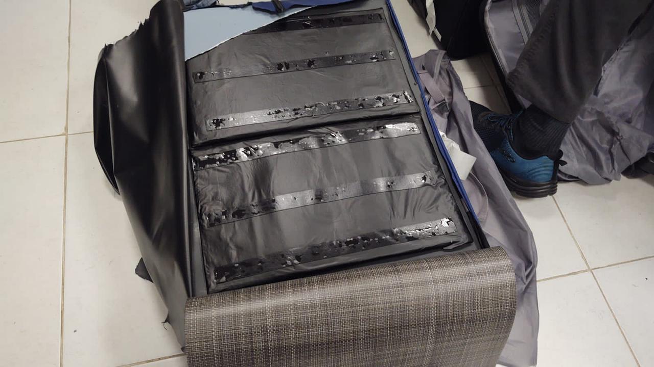 Polícia Federal faz operação contra o tráfico de drogas por Viracopos