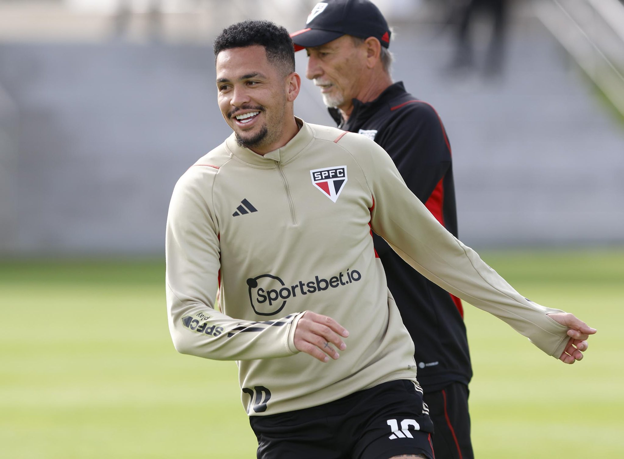 Praticamente completo, São Paulo encara LDU pelas quartas da Sul-Americana