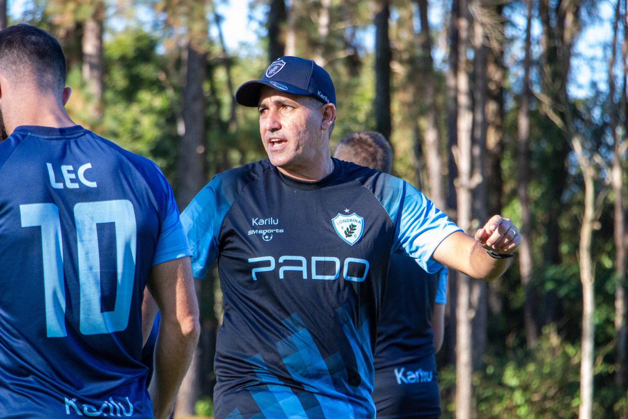 Técnico Eduardo Souza pede otimismo aos jogadores do Londrina para enfrentar a Ponte Preta