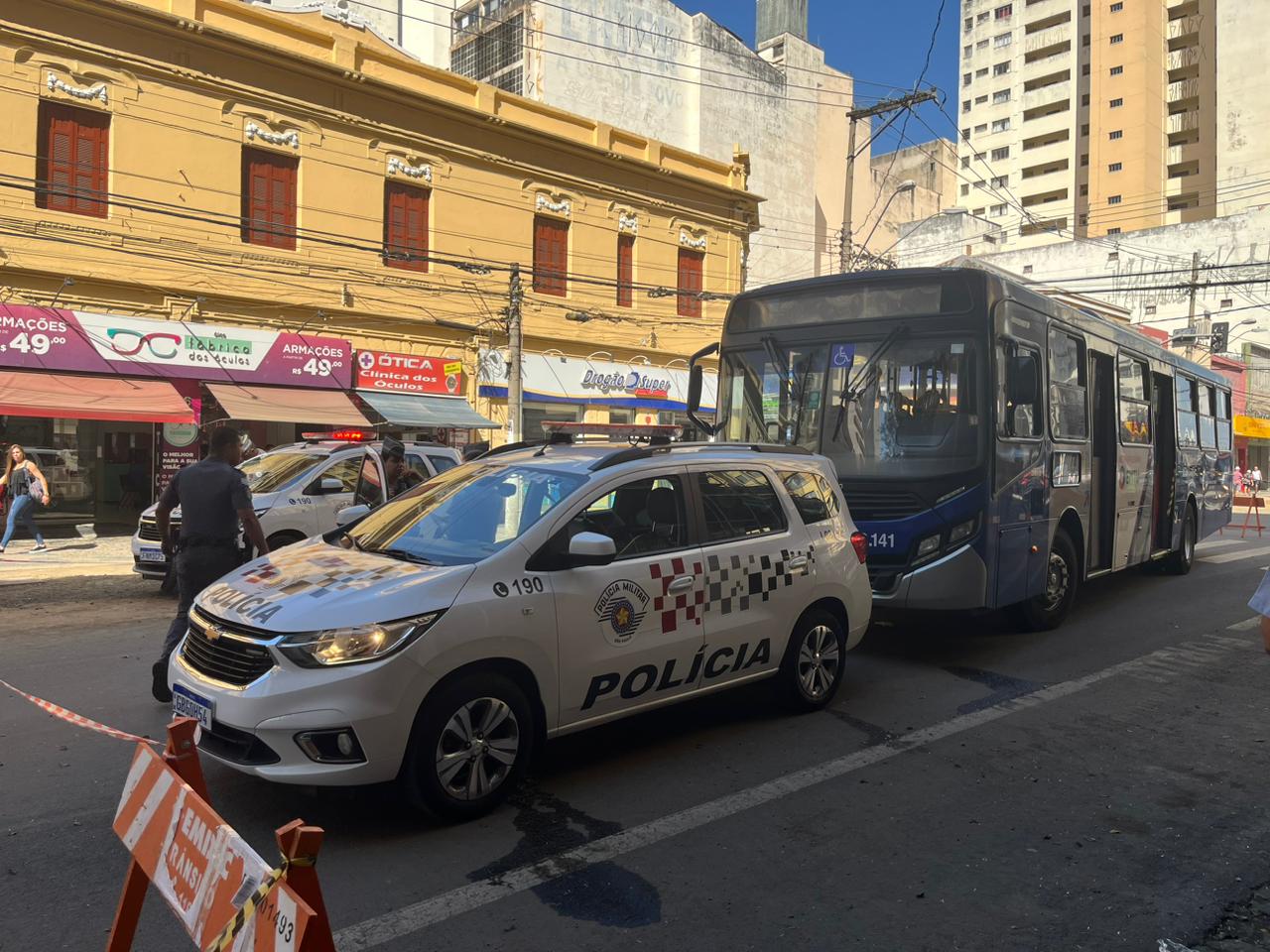 Mulher tem perna amputada após atropelamento em Campinas 