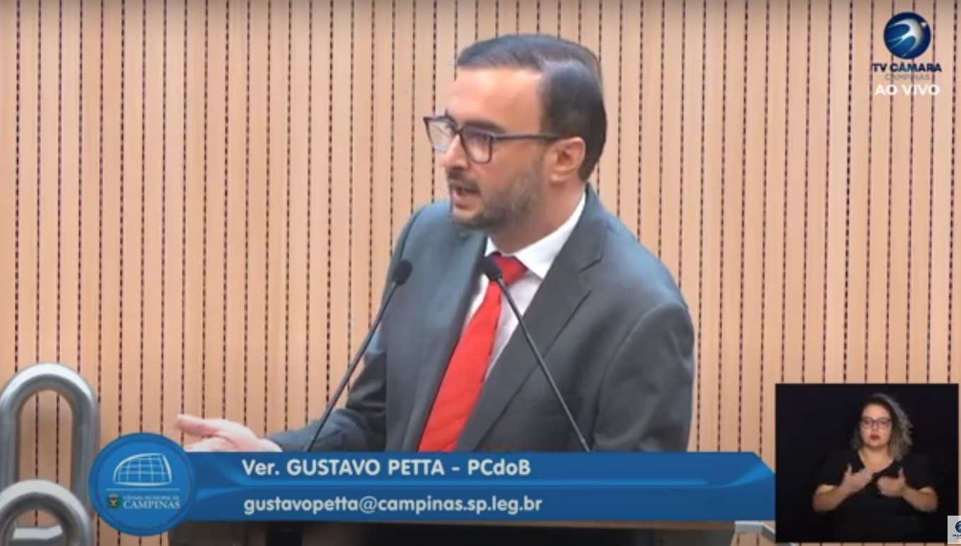 Base de governo transforma convocação sobre licitação do transporte em convite