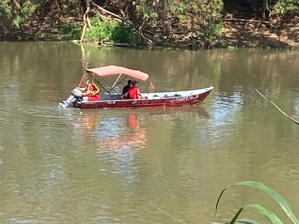 Corpo de criminoso que furtou entregador que parou para ajudá-lo é encontrado no Rio Piracicaba
