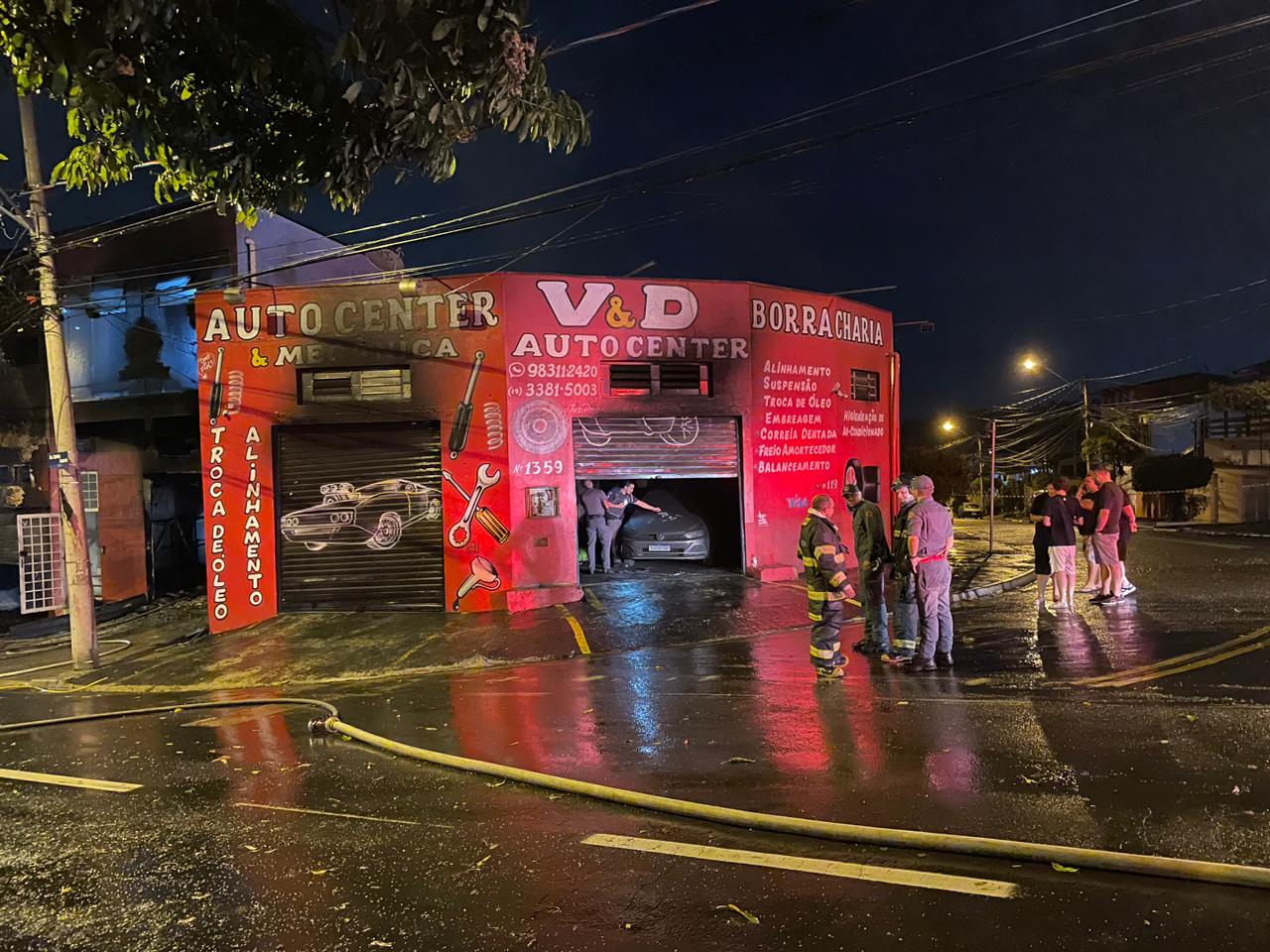 Fogo atinge borracharia em Campinas