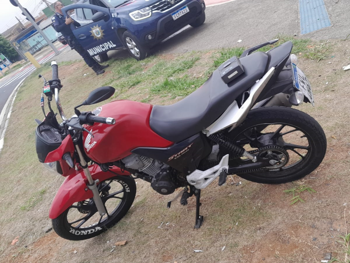 Moto com R$ 1,3 milhão em multas é apreendida em Campinas; veja abordagem