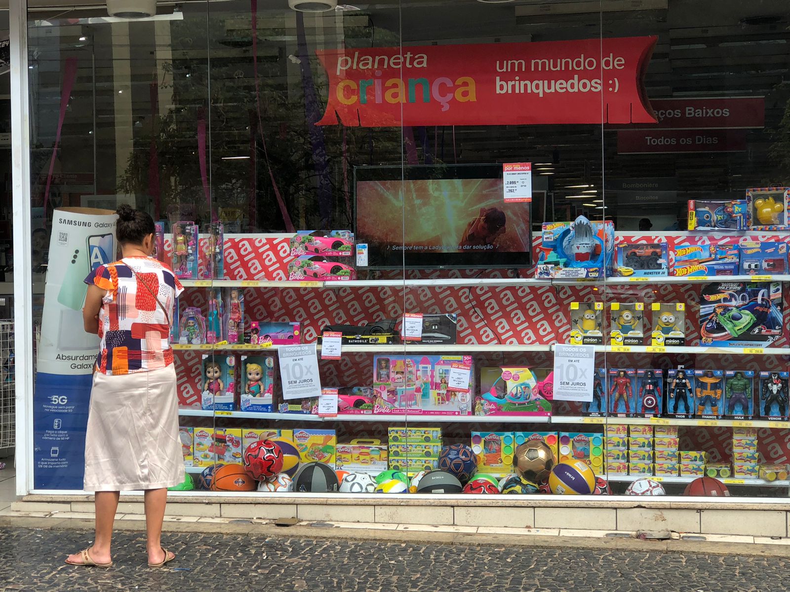 Dia das Crianças: Corrida às compras na região central; valor do ticket médio é de R2