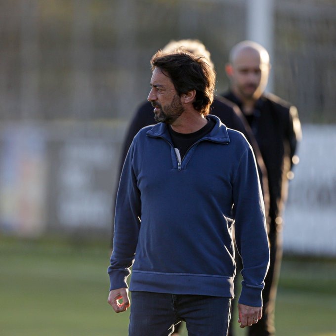 Diretoria do Corinthians não perdoa arbitragem de Daronco no clássico com Santos