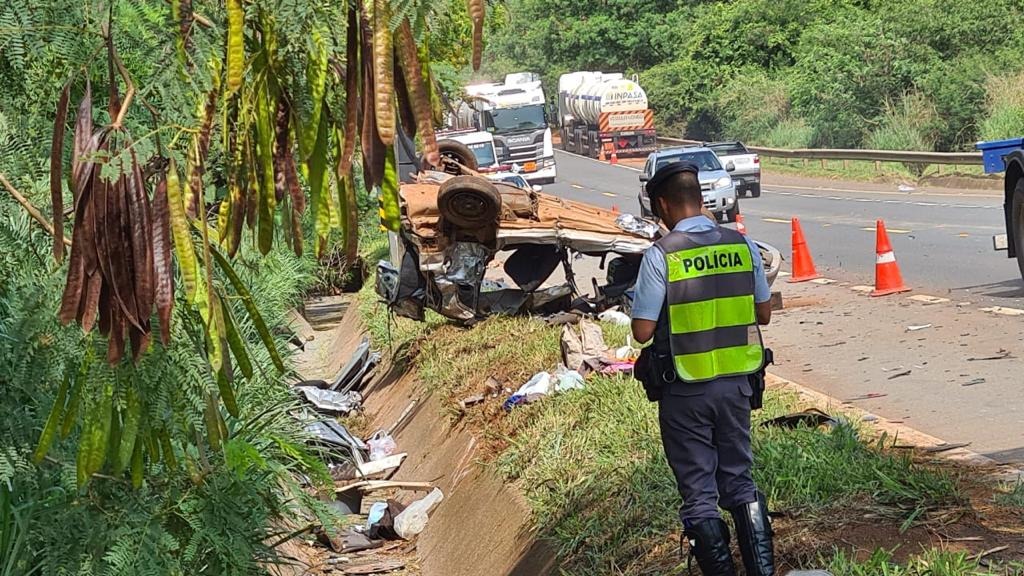 Duas pessoas morrem e outra fica ferida em acidente em Limeira 