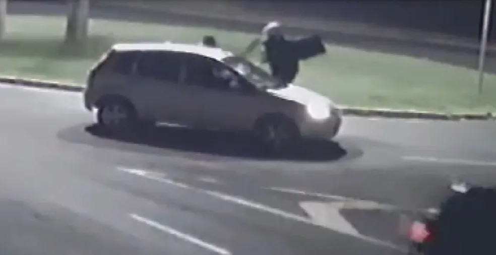 Guarda Civil de Indaiatuba de folga é afastado após brigar com motoboy na rua