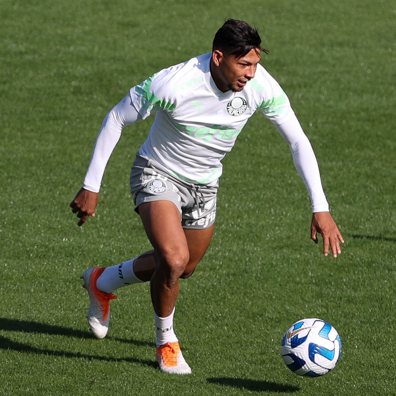 Após goleada, auxiliar de Abel Ferreira não fala em secar rivais do Palmeiras