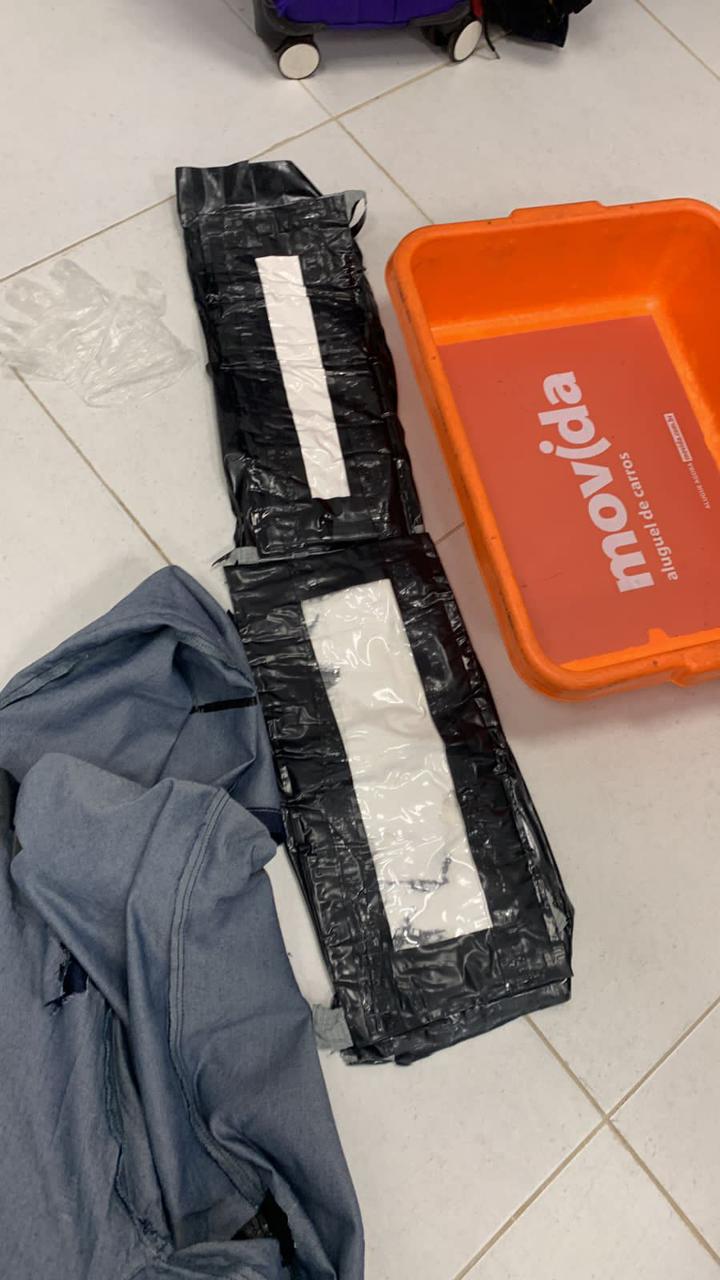 Homem é preso com mais de 3 kg de cocaína na bagagem em Viracopos