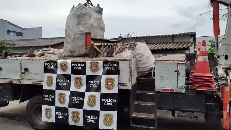 Polícia encontra estabelecimento com fios furtados no Jd. Aeroporto