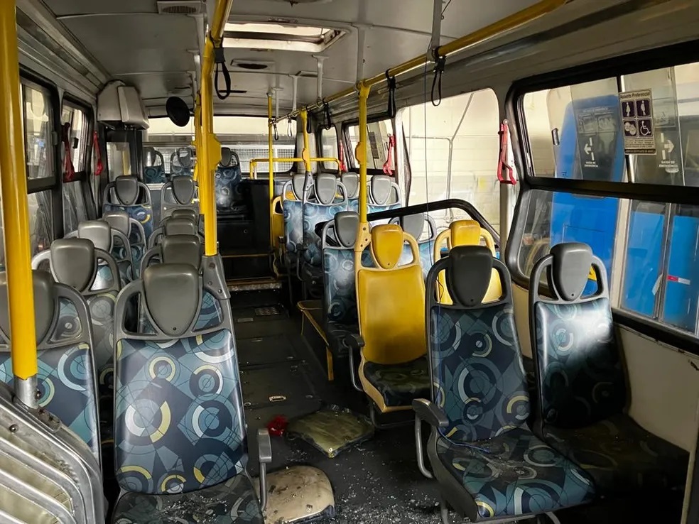 Vandalismo em ônibus e estações do BRT causa prejuízos em Campinas