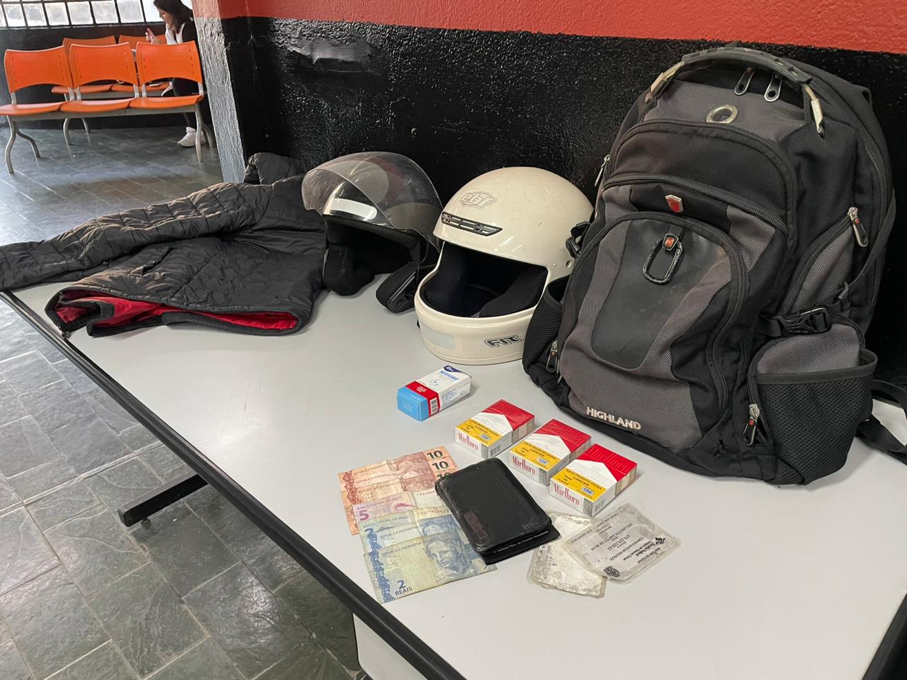 Assaltante é preso após digitar o próprio CPF em caixa de farmácia