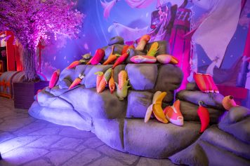 CCXP comemora 10 anos reunindo artistas internacionais e fãs do Brasil inteiro