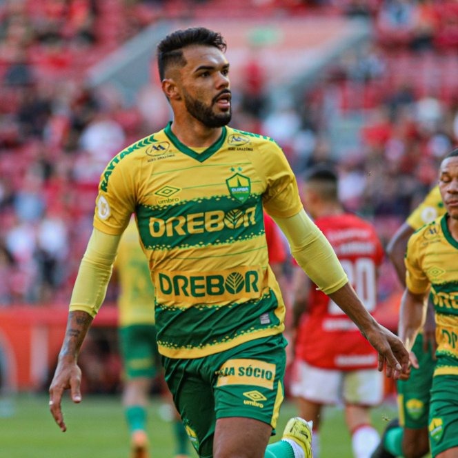 Corinthians confirma contratação do meio-campo Raniele do Cuiabá