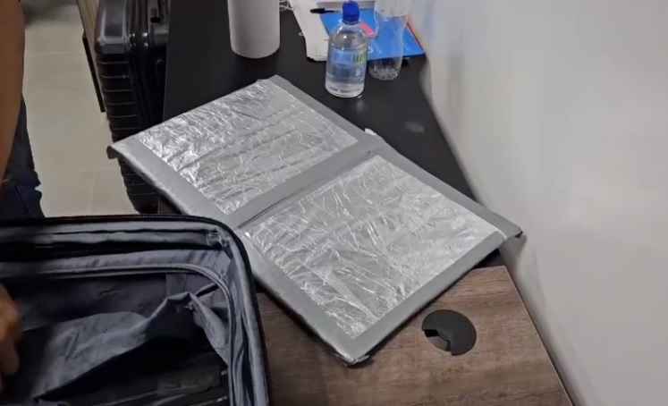 Mulher é presa no Aeroporto de Viracopos com 4,5kg de cocaína