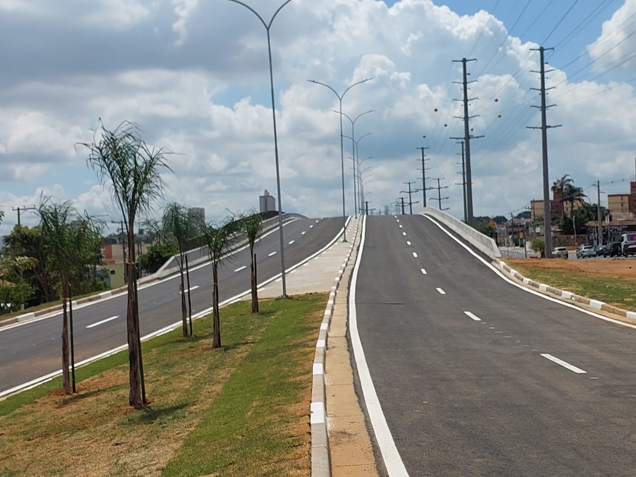 Novo viaduto na John Boyd Dunlop passa a funcionar nesta sexta (22)