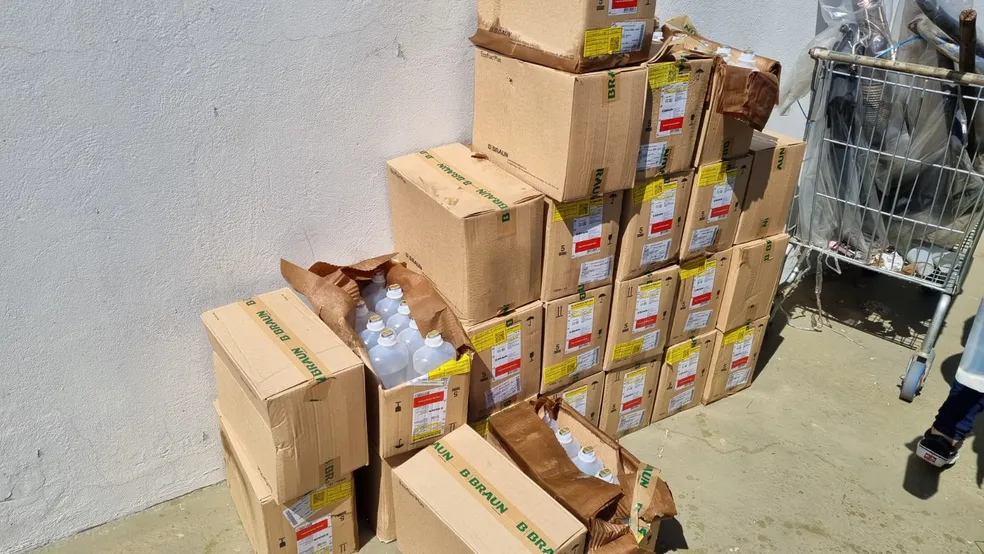 Produtos para hemodiálise são transportados irregularmente e gerente é presa