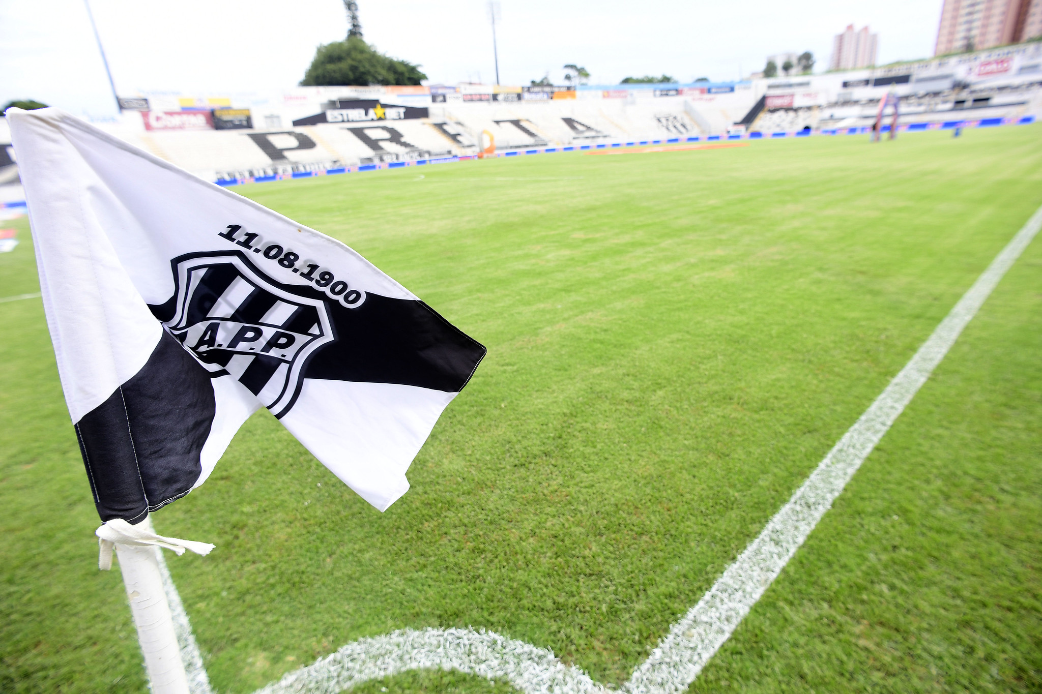 Ponte Preta alinha acordo na CNRD e acaba com risco de novas execuções pelo transfer ban